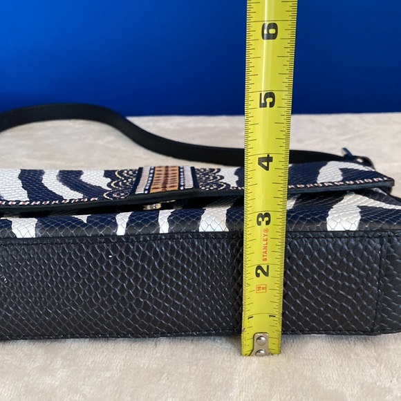 Gorgeous and exotic! Brighton Africa Stories Tarina Python Baguette Handbag. - Picture 15 of 16